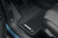 プジョー 5008　フロアマット　ベロアタイプ　フロント・リア２列目用