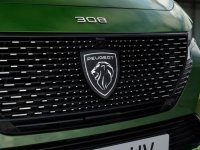 プジョー 308 フロントエンブレム（2021年〜 新ロゴ）