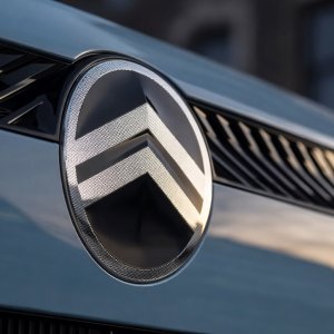 画像1: シトロエン ベルランゴ（K9）フロントエンブレム