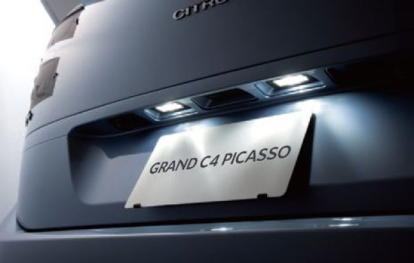 画像1: シトロエン C4 PICASSO LED リアナンバー灯用 (1)